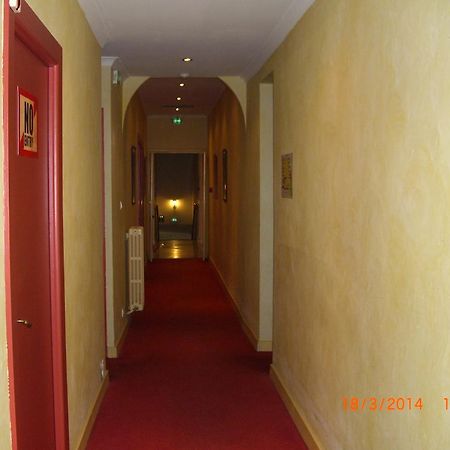 Hotel Cote Patio نيم المظهر الخارجي الصورة