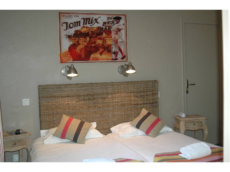 Hotel Cote Patio نيم المظهر الخارجي الصورة