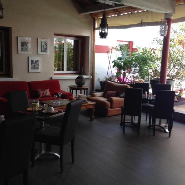 Hotel Cote Patio نيم المظهر الخارجي الصورة