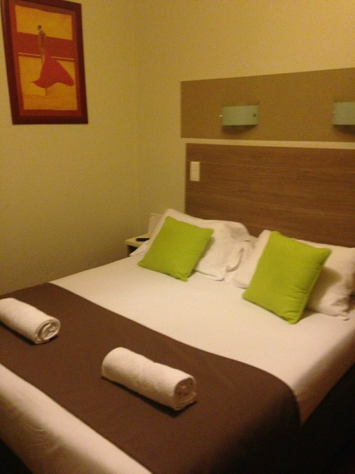 Hotel Cote Patio نيم المظهر الخارجي الصورة