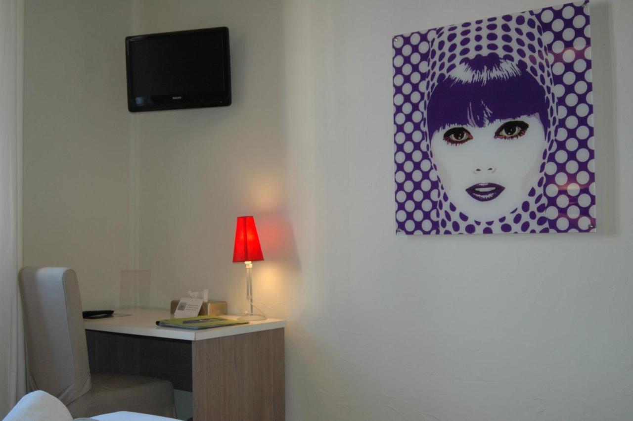 Hotel Cote Patio نيم المظهر الخارجي الصورة